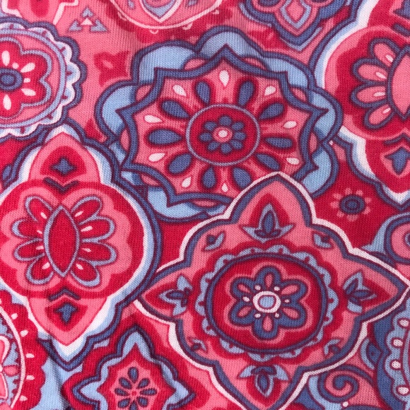 Talbots- Pima blend tunic- pink medallion print size small petite - Picture 6 of 7